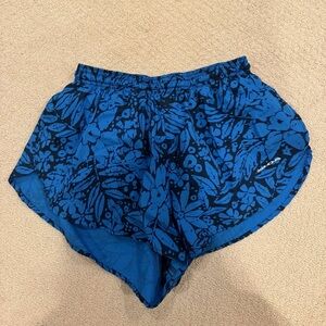 Men’s BOA running shorts Size M